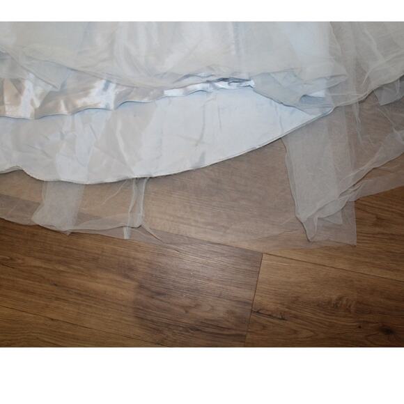 Mac Duggal Ice Blue Beaded Crop Top Gown Size 8 Formal Prom Dress - Picture 11 of 11